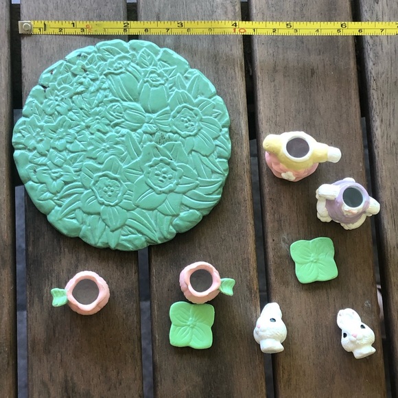 Bunny Rabbit Theme Mini Tea Set - Picture 3 of 4